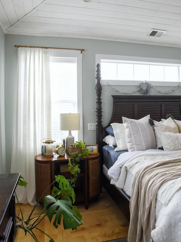 Kay  Linen Curtains & Drapes Pleated
