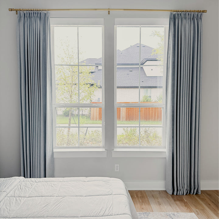 Sia Linen Curtains & Drapes Pleated