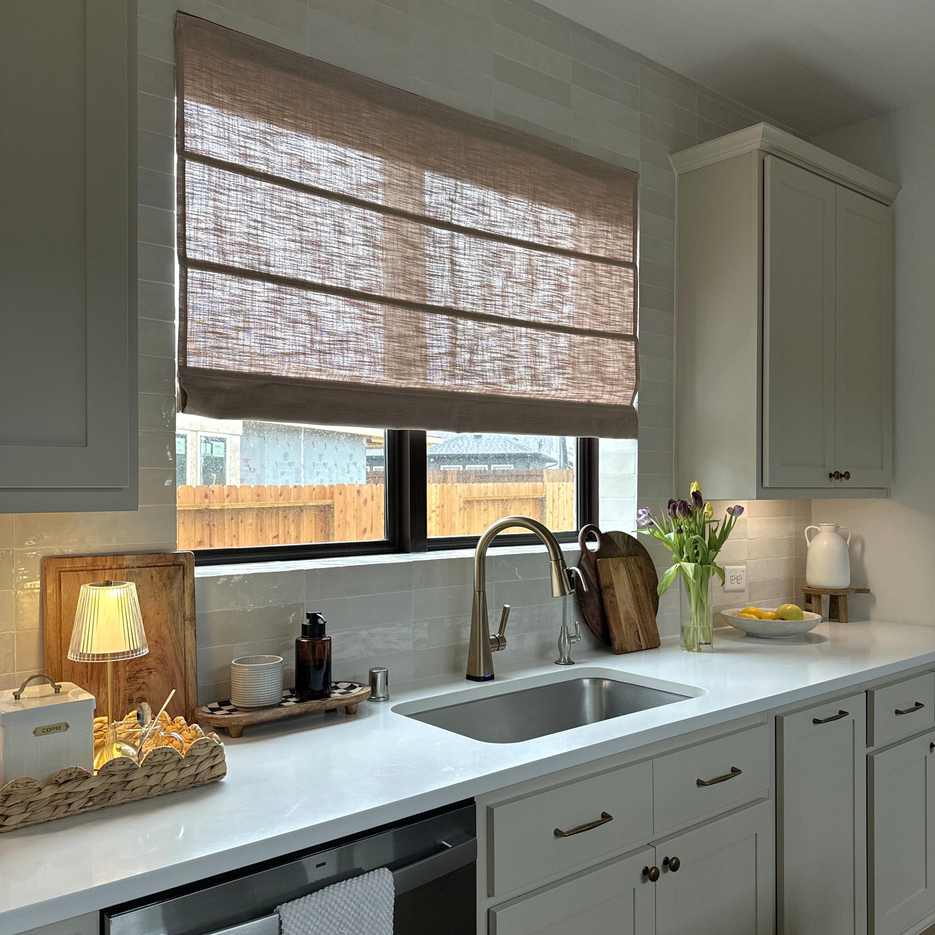 Lia Linen Roman Blinds & Shades| Plain Fold
